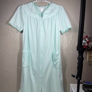 Adonna Seafoam Green Short Sleeve Waffle Knit Floral Embroider‎ Night Dress Sz M